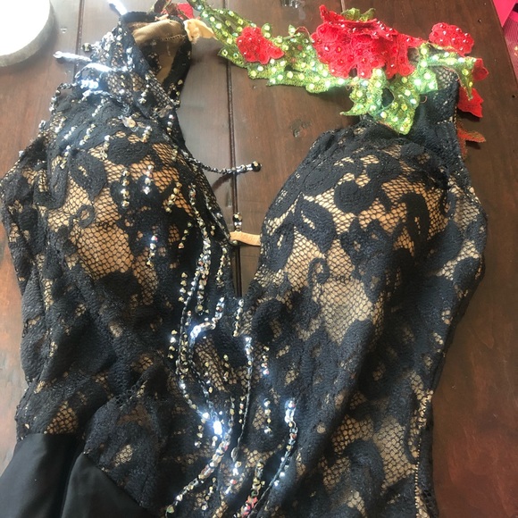 *SOLD* Latin Competition Dress - Picture 3 of 8